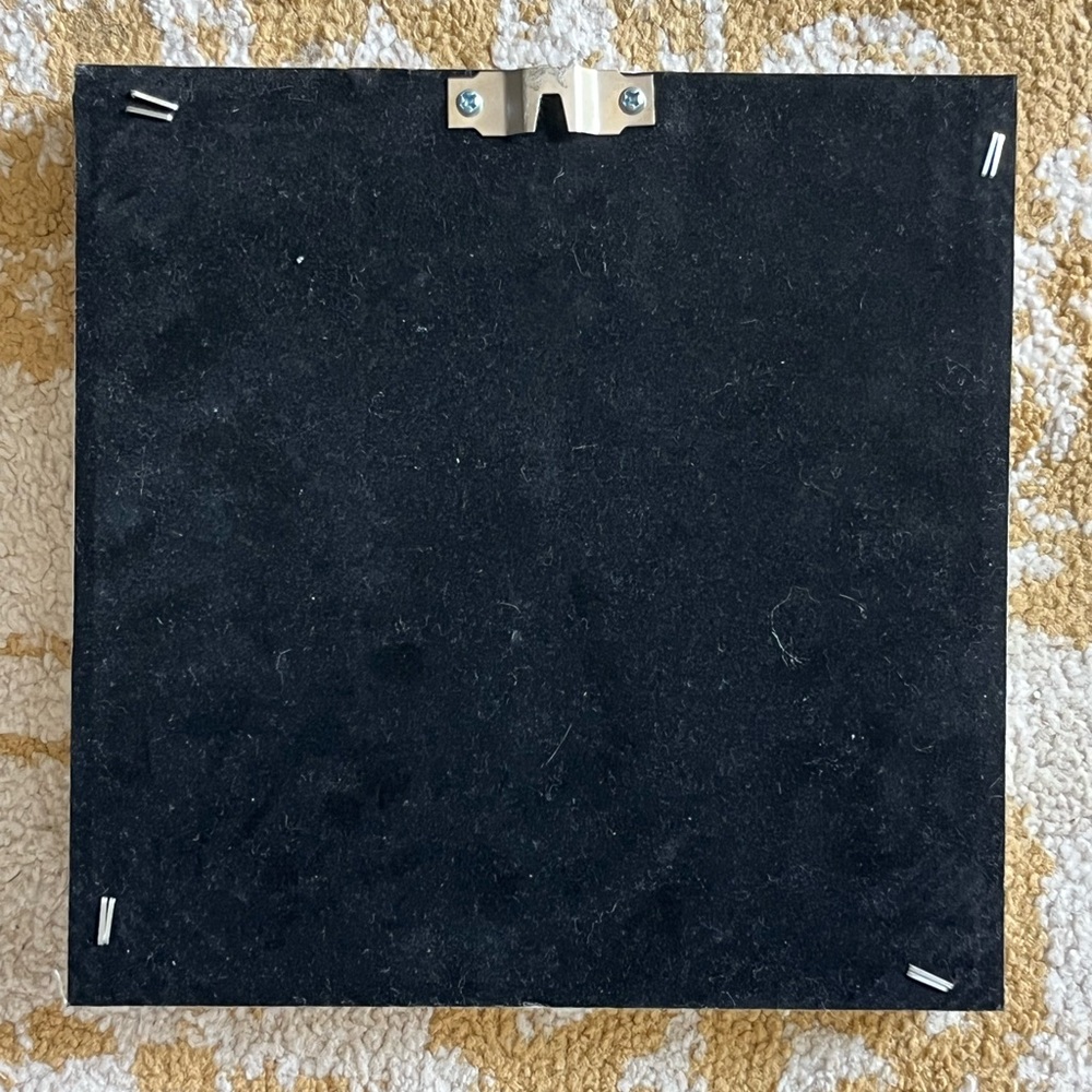 EUC Succulent Wall Decor 🌿 - Picture 2 of 2